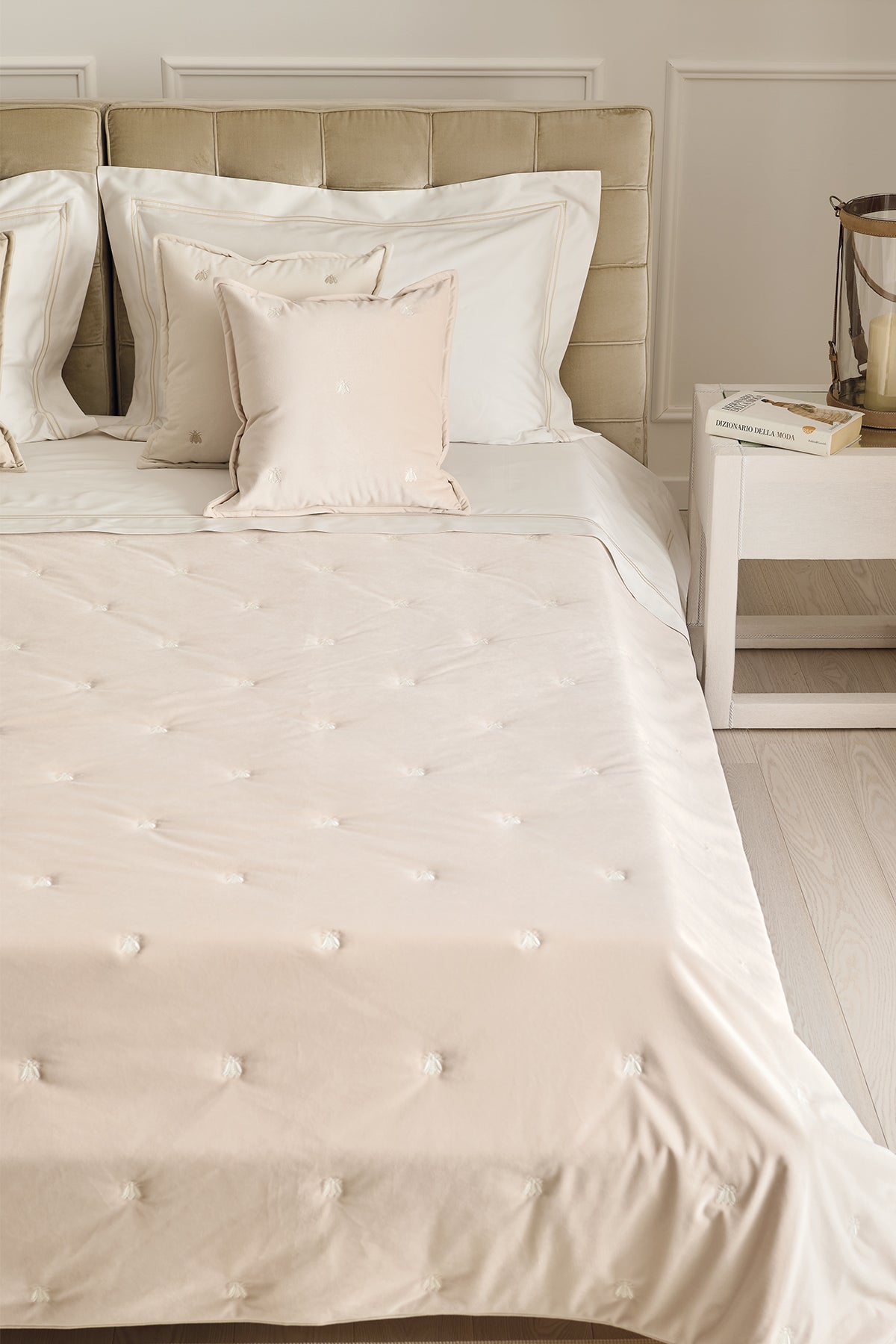 Asuexpect Set Trapunta In Velluto Letto King Size California – Colore Panna - 5