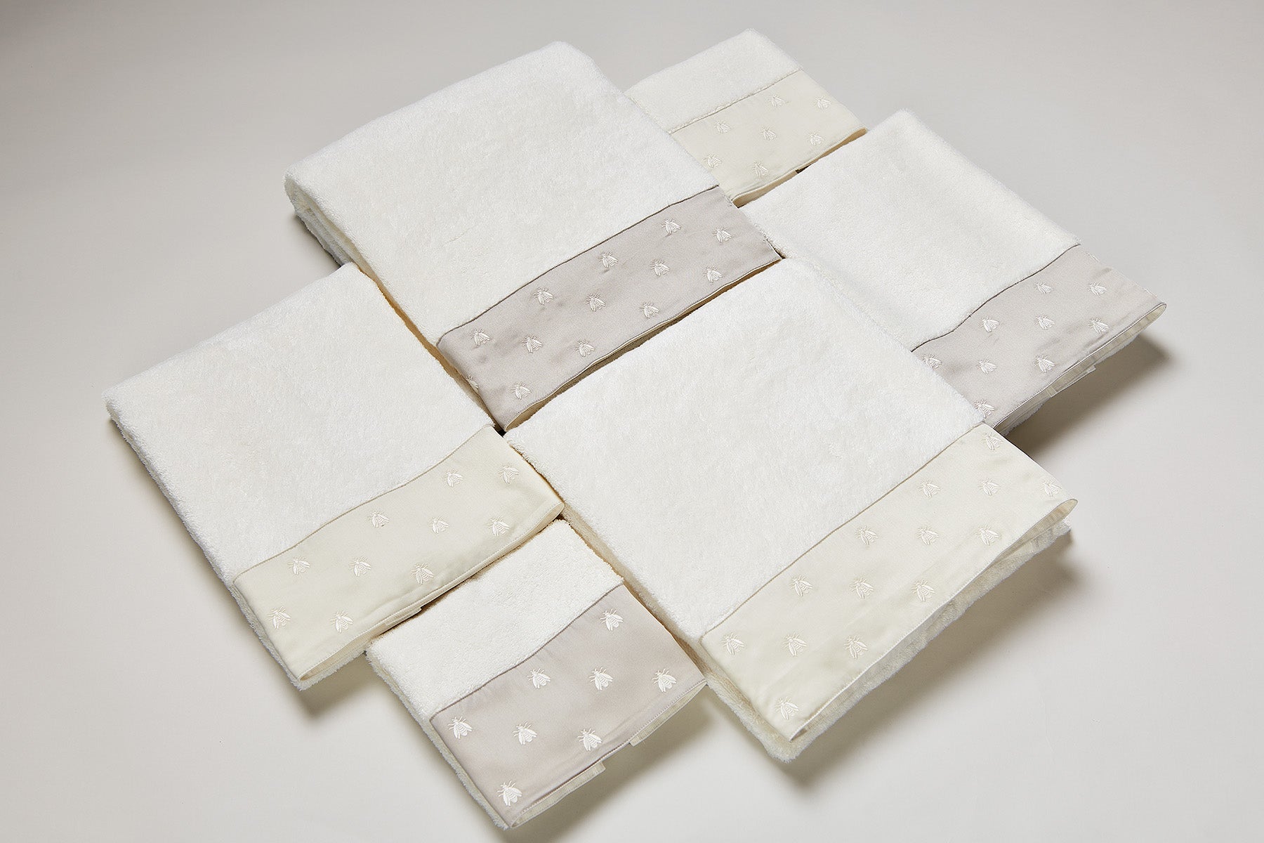 Telo bagno Api Satin Bath linens