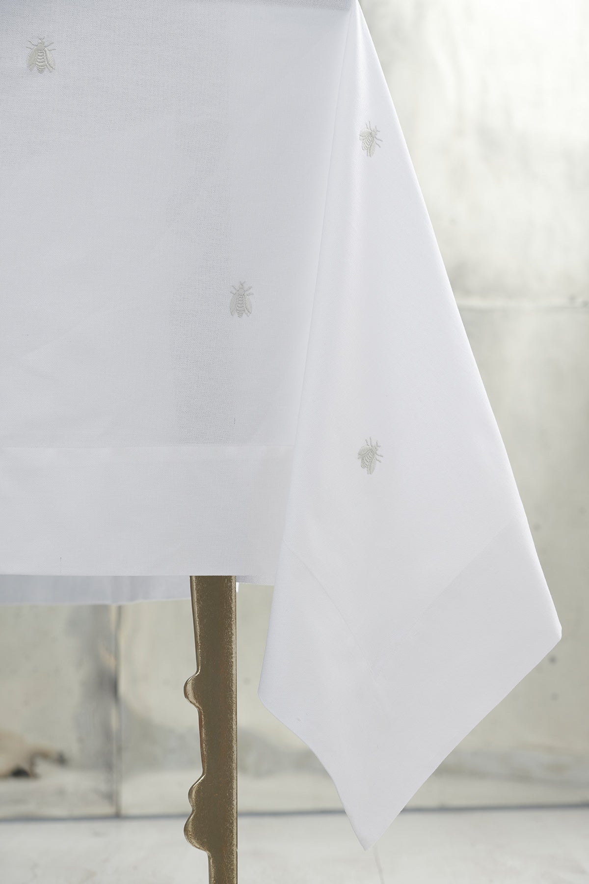 Tablecloth ricamo allover Api Table linens