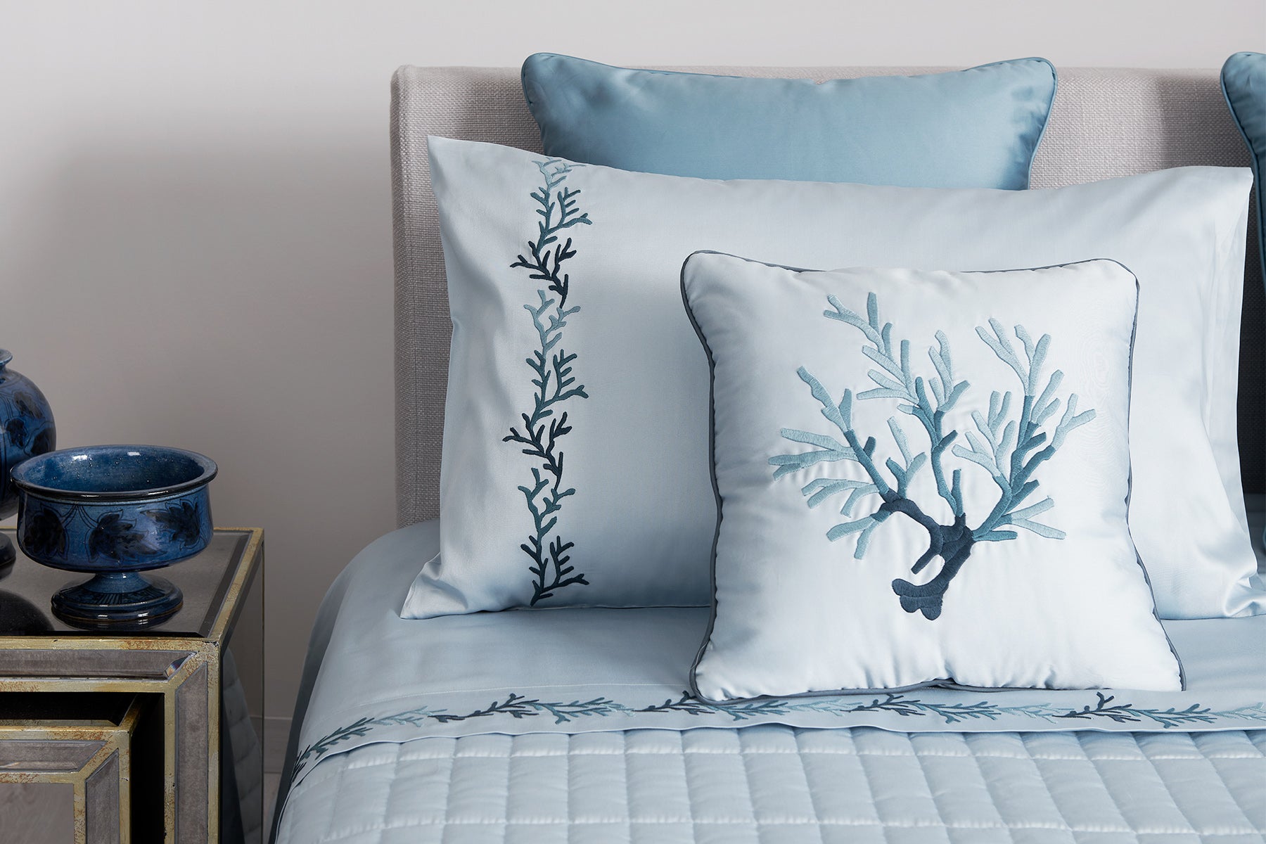 Sheet set Corallomania bordo ricamato