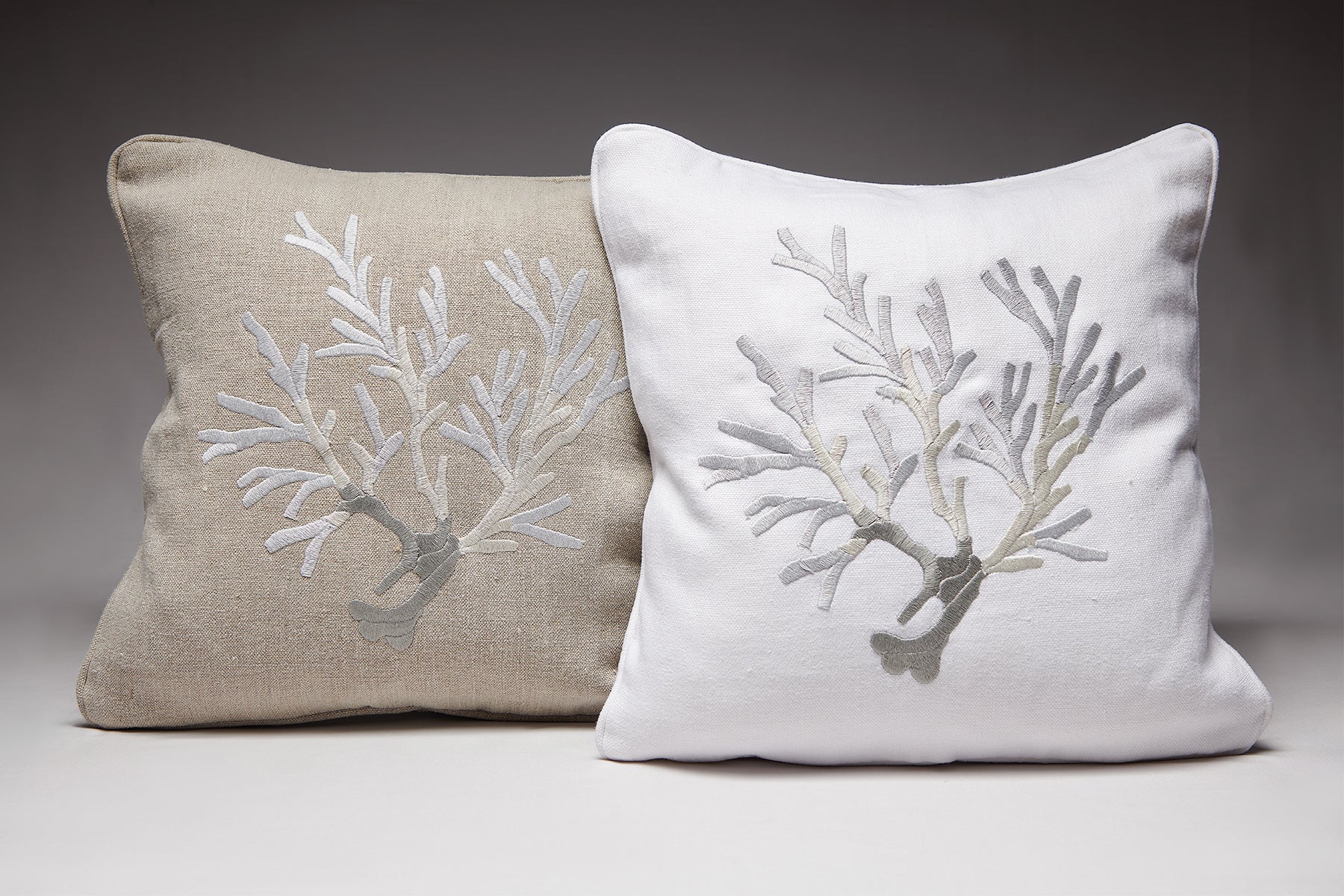 Decorative cushion Corallomania