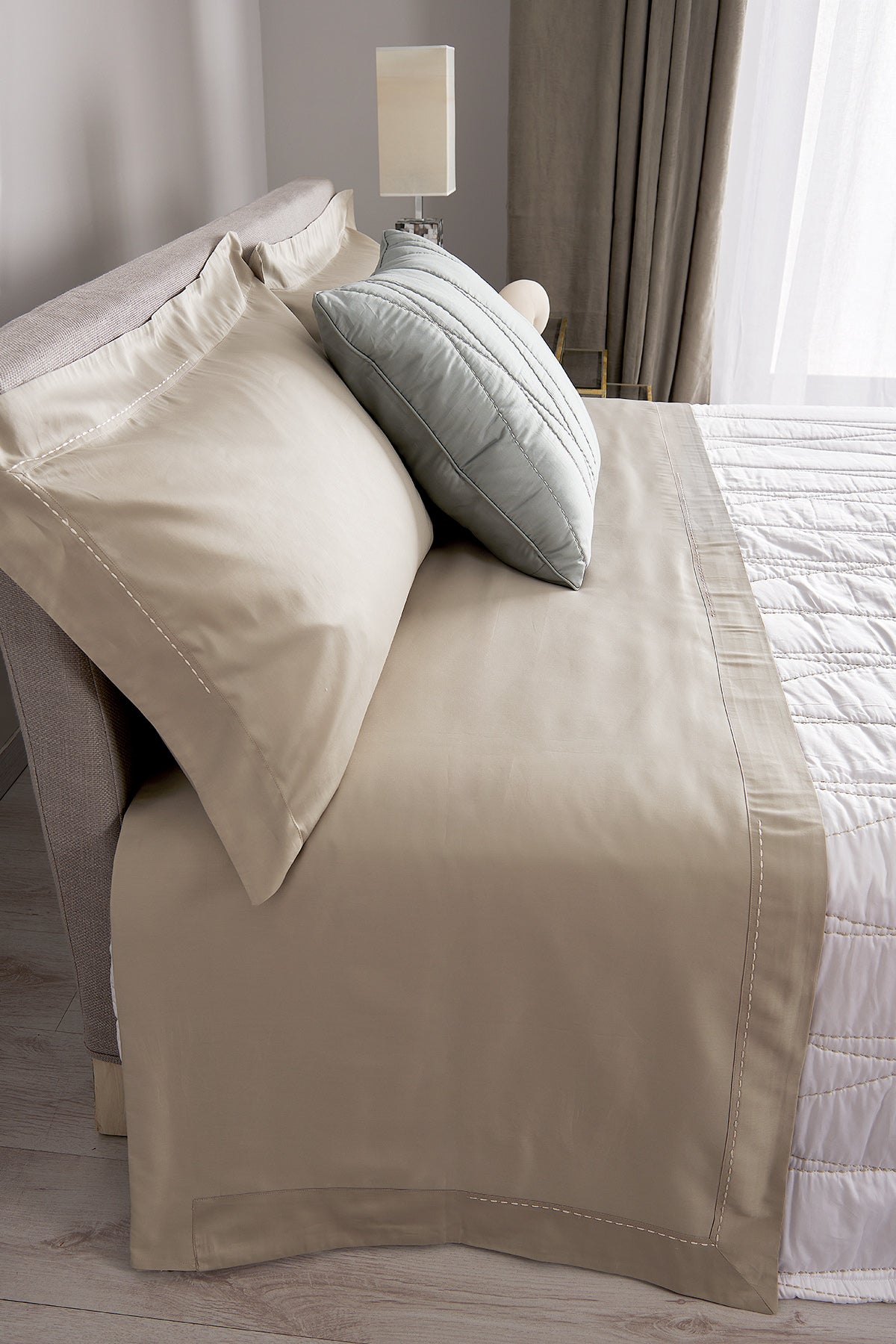 YIYEA Set di lenzuola per letto matrimoniale, lussuose lenzuola in YIYEA Set di lenzuola per letto matrimoniale, lussuose lenzuola in