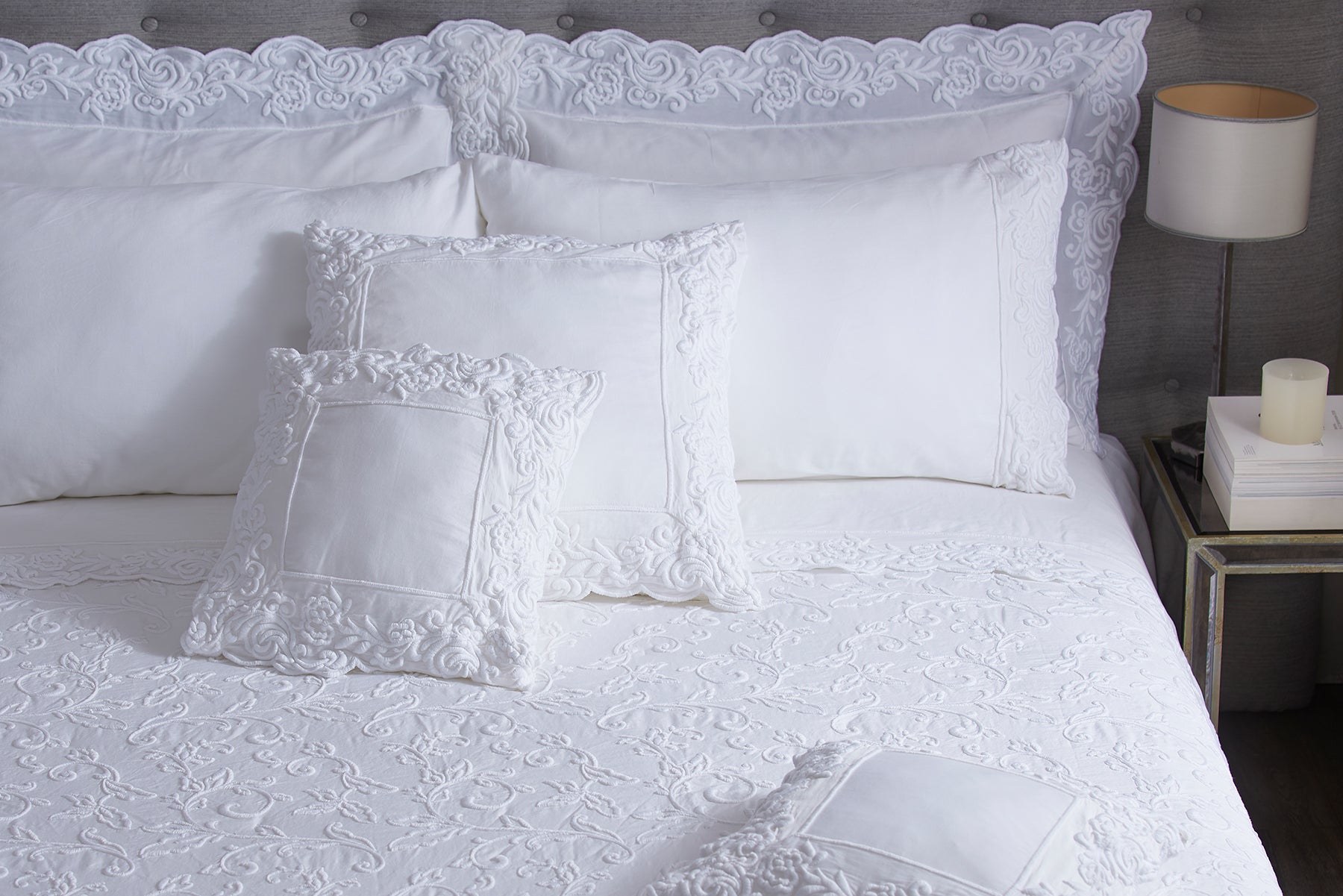 Quilted bedspread ricamo all over Dune Merveille