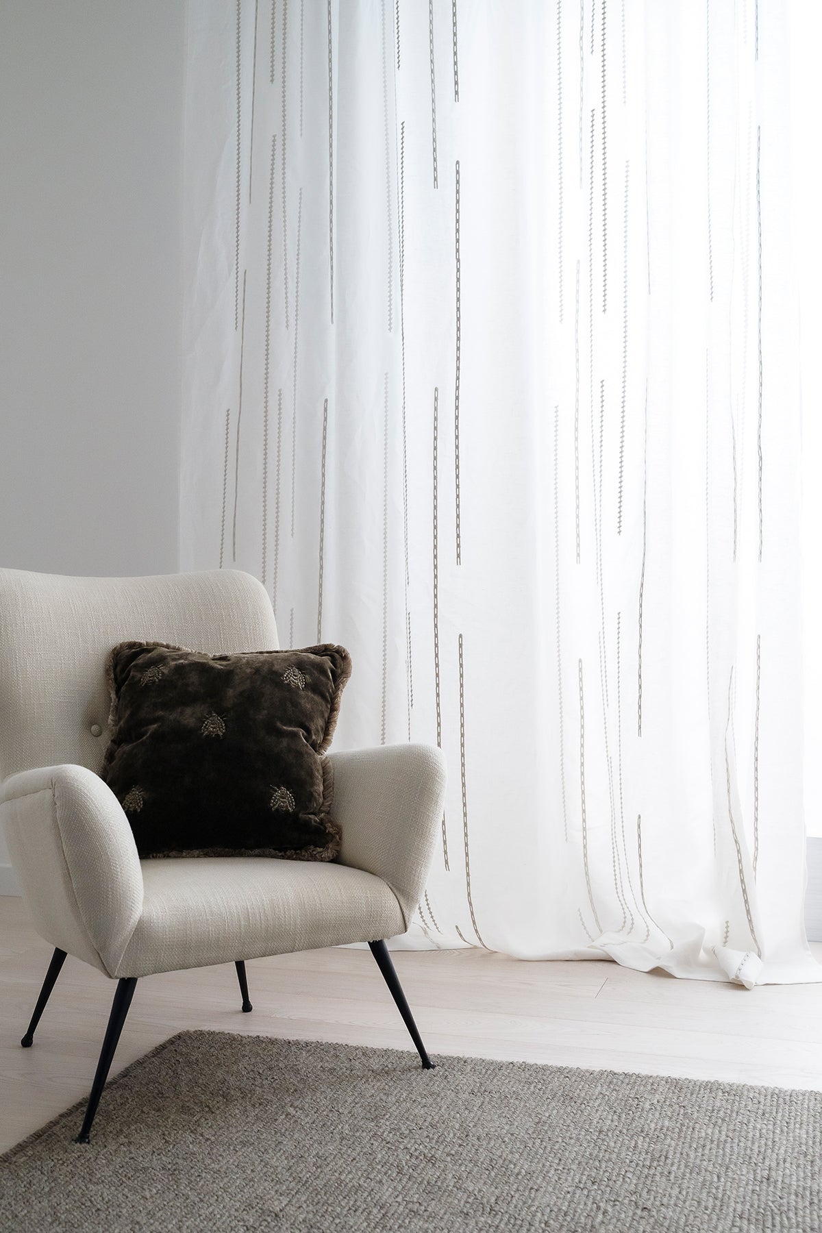 Tessuti in lino ricamato Arabesque - Mastro Raphael