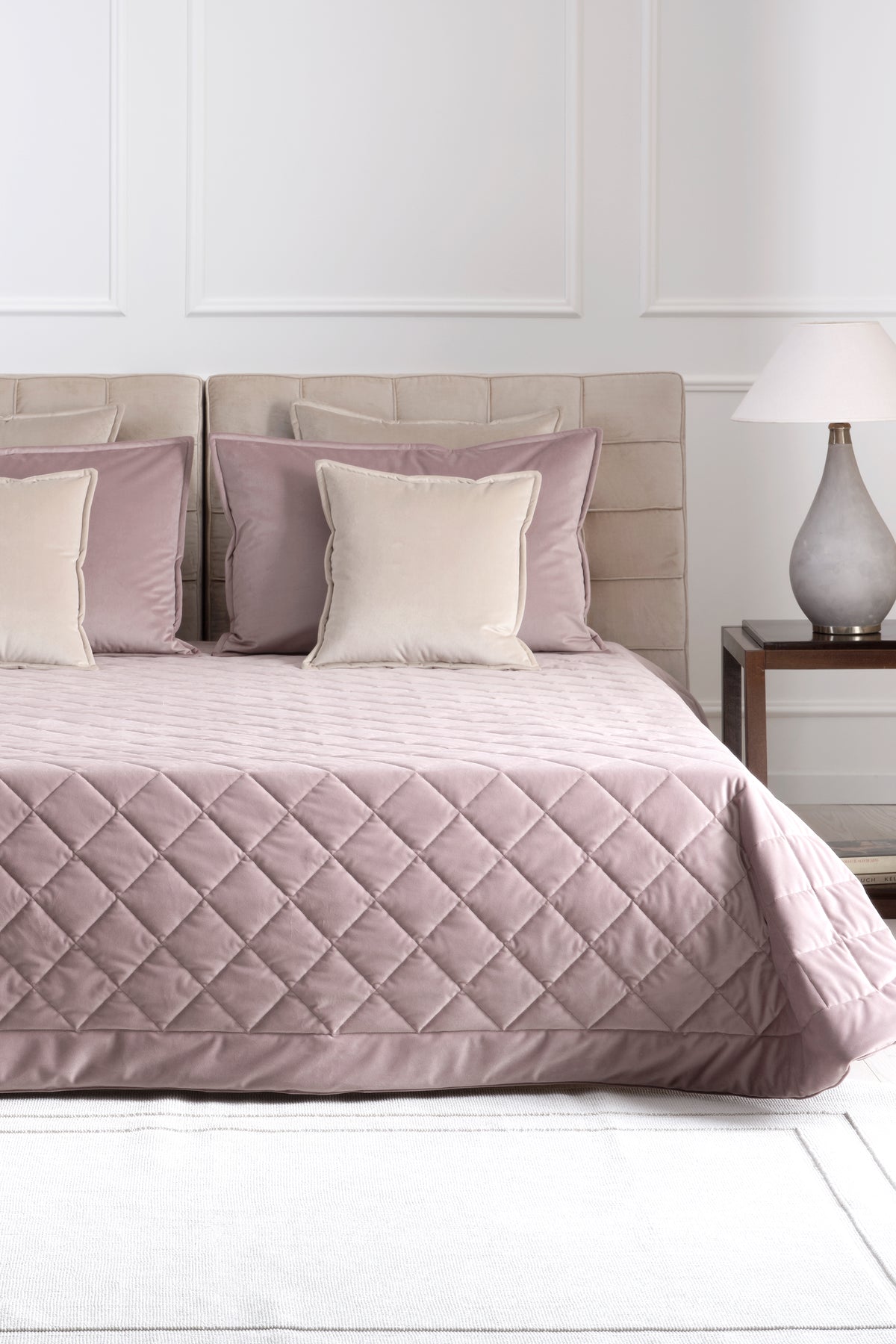 Quilted bedspread Essential Velluto