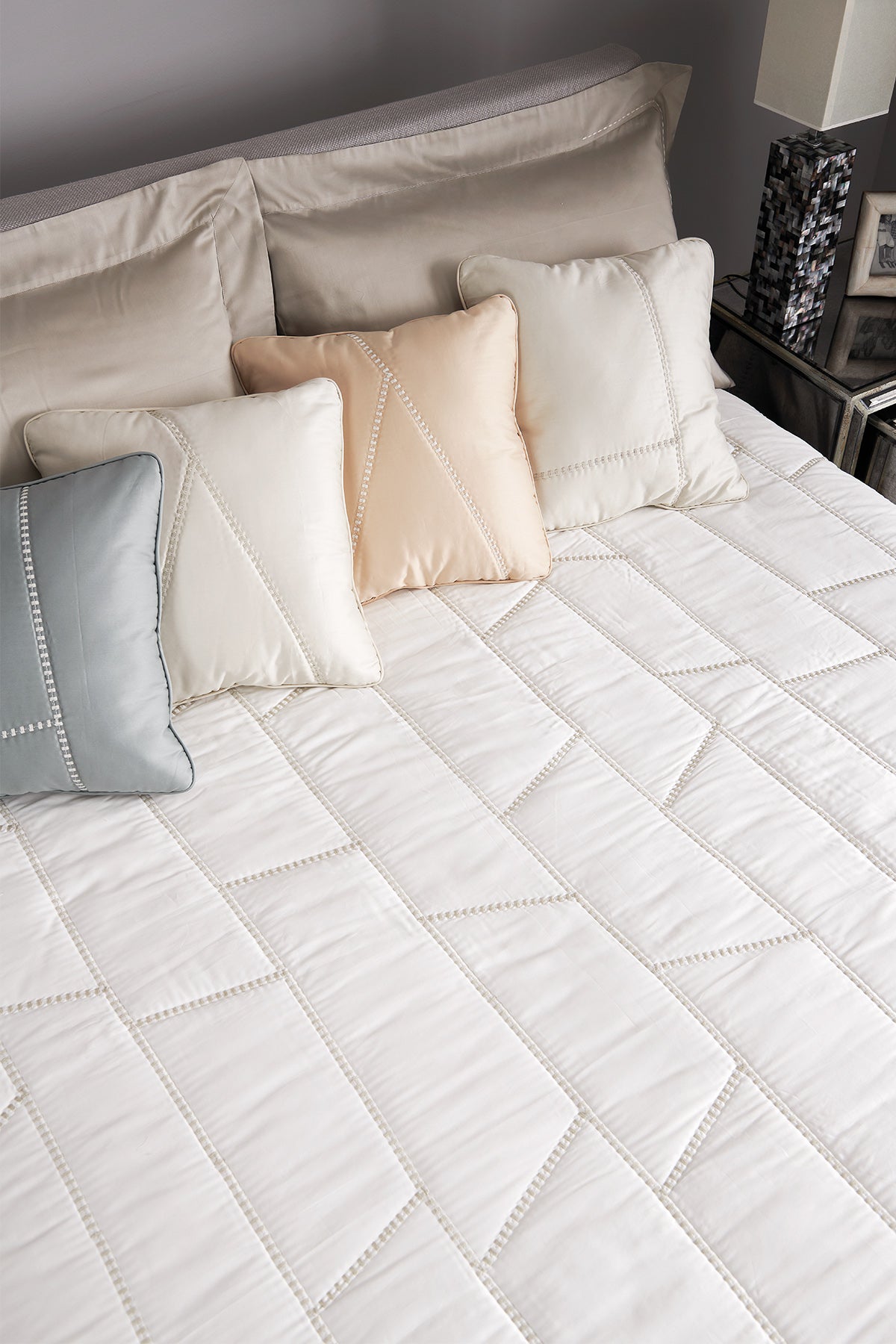 Quilted bedspread Metrico motivi geometrici standard