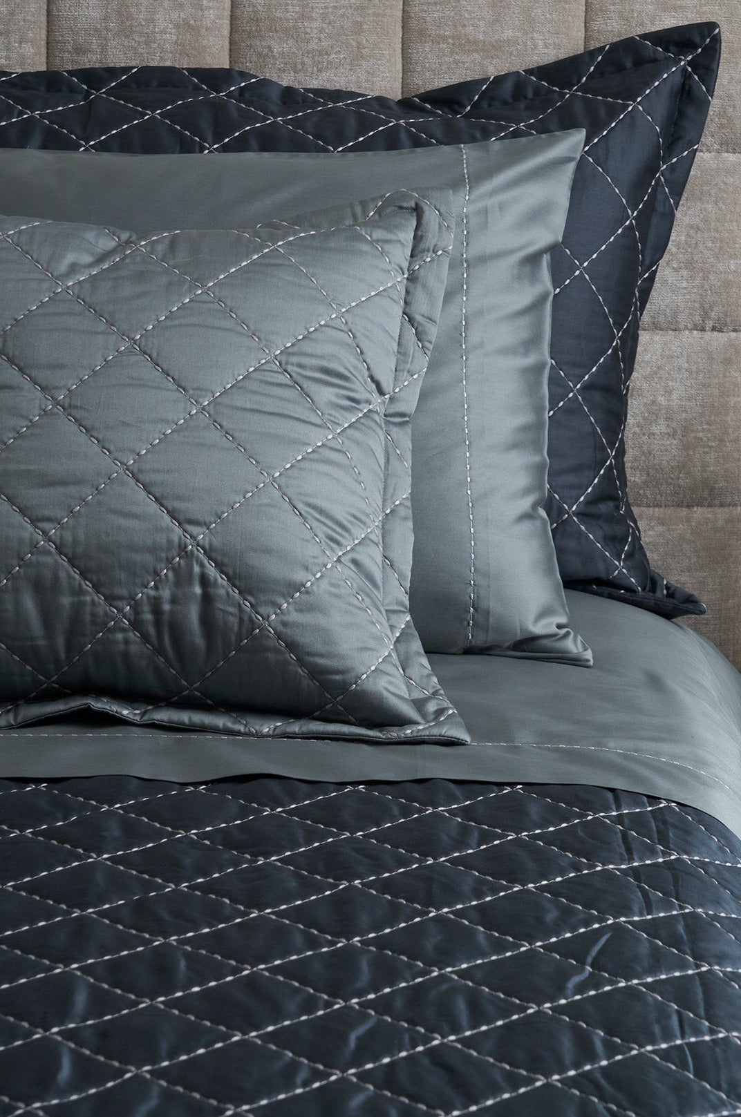 Quilted bedspread and quilt Pergamon ricamato rombi