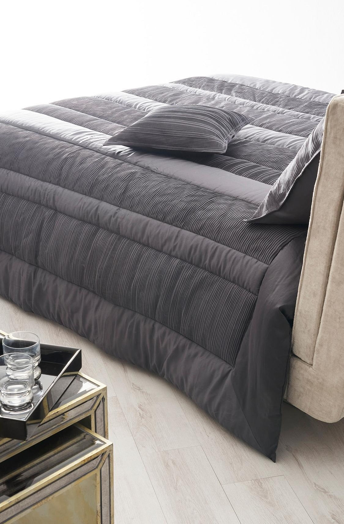Quilted bedspread righe Spyridon
